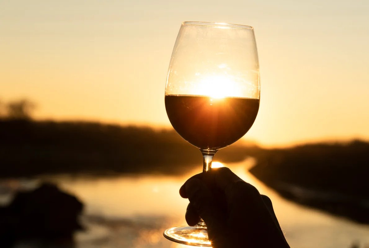 Aperitivo in barca a Siracusa, brinda al tramonto